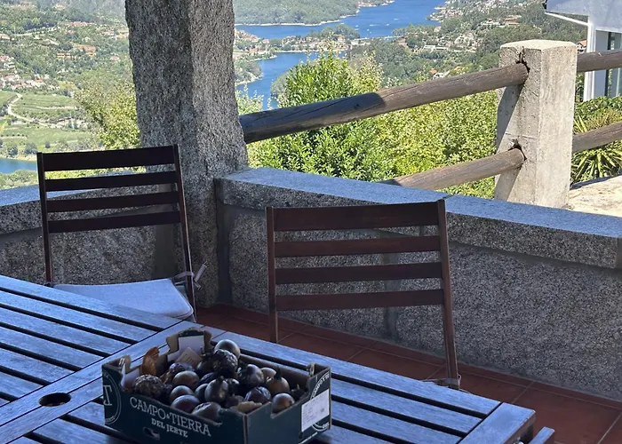 Вилла Casa Martagao Do Geres By Geres Casas